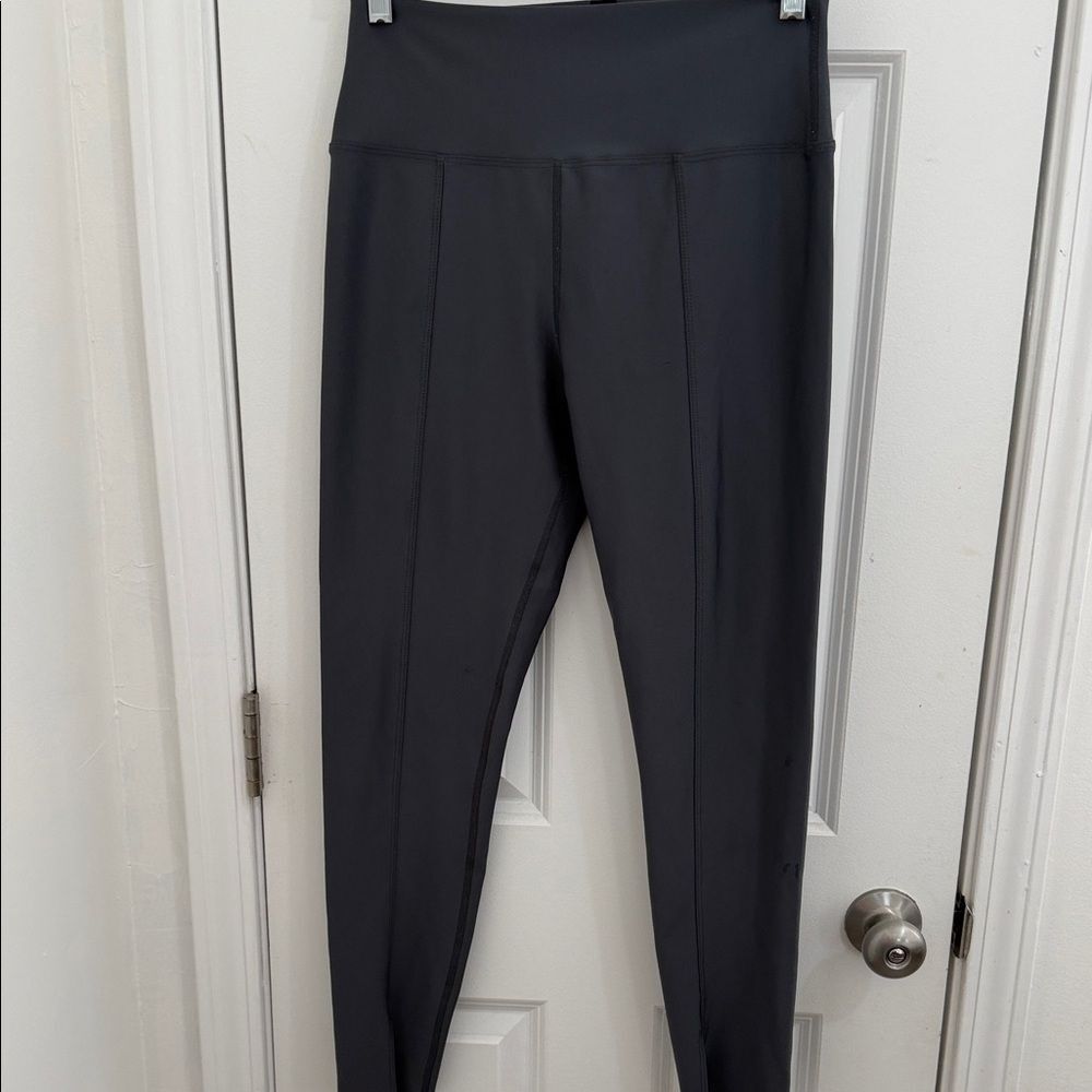 Peloton Charcoal High-Rise Leggings Size Large - Picture 1 of 9